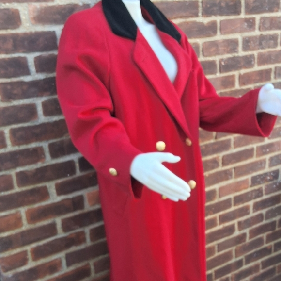 Vintage Valentine red wool overcoat with velvet collar 14 - Picture 16 of 16
